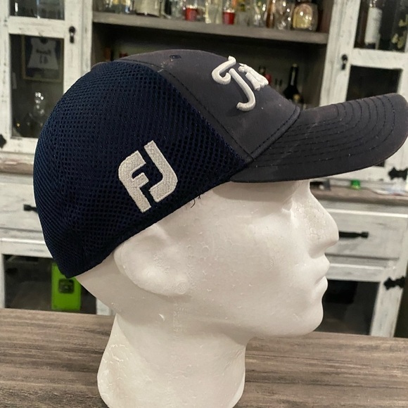 Titleist Pro V1 FJ Golf Hat - Picture 5 of 6